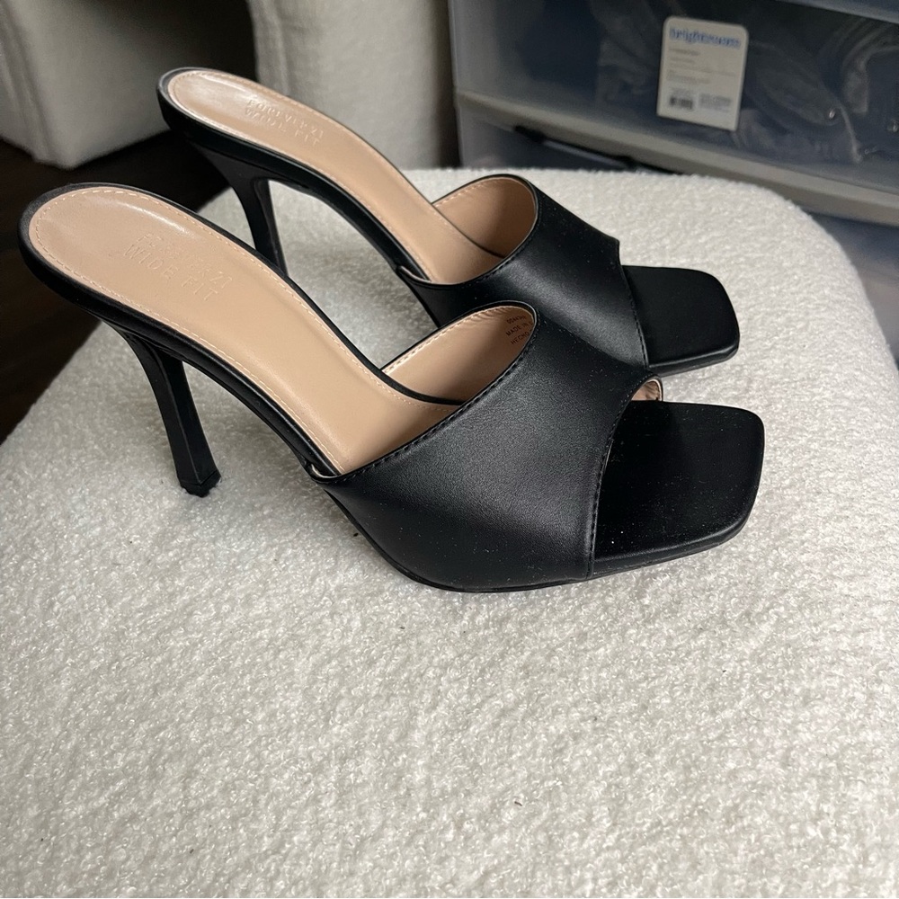 Forever 21 Black Stiletto Heels Sleek Open Toe